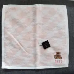 DAKS タオルハンカチ ベア刺繍 ピンクのサムネイル