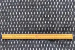 古布　木綿(21−②)はぎれ　絣　着物ほどき　片身頃1枚　ハンドメイド　リメイク