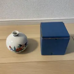 激安！陶器製花瓶 花柄デザイン 箱付き