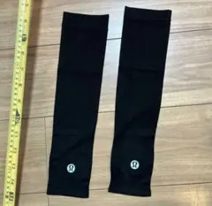 lululemon アームカバー ブラック 指穴付きのサムネイル