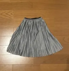 b.ROOM グレー プリーツスカートのサムネイル