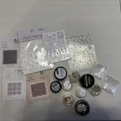 ネイルシールセット 多様なデザイン17点まとめ売り！