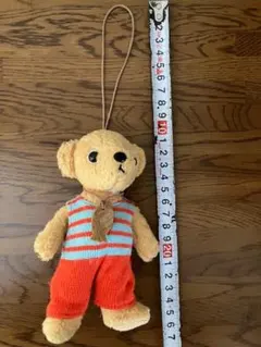 クマのぬいぐるみ　赤と青のボーダー服　体長15㎝