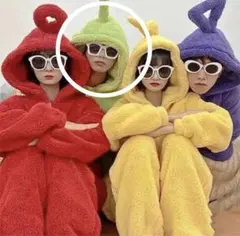 テレタビーズ　黄色イエロー　大人用　コスチューム　ハロウィン　コスプレ Amazon.co.jp: テレタビーズ 風 コスプレ衣装 大人用 コスプレ服