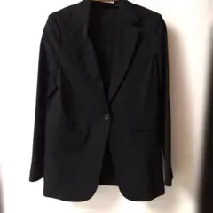 UNIQLO　美品　ブラックジャケット 　ユニクロ　軽い　Ｓサイズ