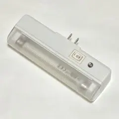 オーム電機 プラグ式ライト ON/OFFスイッチ付き 蛍光ランプ 読書灯 廊下