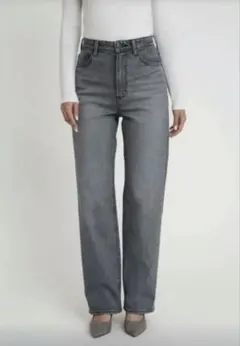 【新品】 YANUK LEA ボーイズストレート グレーデニム 24のサムネイル