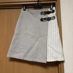 アラマンダ　ミニスカート