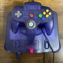 Nintendo 64 ゴールド 本体 コントローラー付き　カセット付き