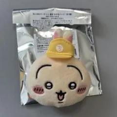 【うさぎ】　ちいかわマーケット　ノベルティ　おかおバッジ