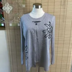 花柄　スパンコール付き　グレー長袖　カーディガン　アンサンブル風カットソー