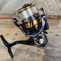 ダイワ LEGALIS LT 2500S-XH スピニングリール