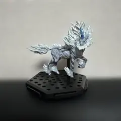 モンハン キリン フィギュア