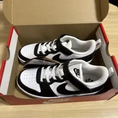 NIKE ナイキ　子供用　キッズ　スニーカー　靴　21㎝　新品