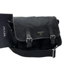 DK様専用　　　プラダ ナイロン×レザー 三角プレートロゴ ショルダー バッグ.