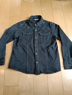 ダークグレー 長袖シャツ ポケット付き