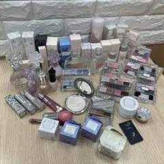 ▲ジルスチュアート　リップ/パウダー/アイシャドウ/香水等…　まとめ売り