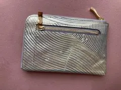 ヴィアドアン COLLET L字ファスナー短財布 ゴールド