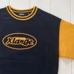 Xlarge ロゴ刺繍 トレーナー 黒/黄色