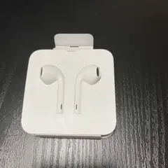 新品未使用　Apple イヤホン　Lightning接続 ホワイト