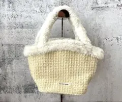 ベージュ トートバッグ