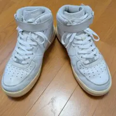NIKE AIR FORCE 1 MID ホワイト