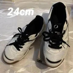 Item thumbnail for item 5aed38c9-5353-4a46-884b-c5814ea73b6f