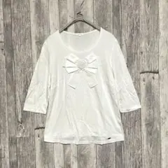 トゥービーシック　Ⅴ 3Lリボン付きホワイト五分袖カットソー