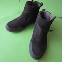 Item thumbnail for item b7916c4e-8f9c-49ec-ba16-47749c837c9f