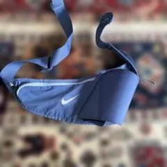 Nike ウォーキング，ランニングウエストポーチ