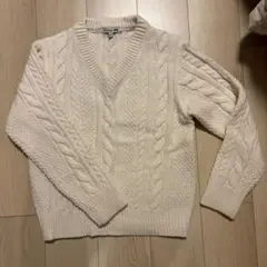 ユニクロ　JW アイボリー Vネック ケーブル編み セーター