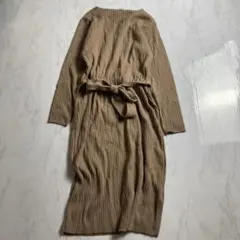 美品　グラシア　ロングワンピース　Ｌ　ベージュ　無地　リブニット　長袖