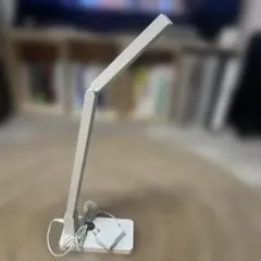 Item thumbnail for item ce87d713-d668-4422-8fea-a601afbb1c8d