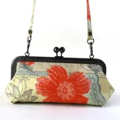 共布ショルダー紐付き/紬着物リメイクショルダーバック/オレンジの花/和装バッグ