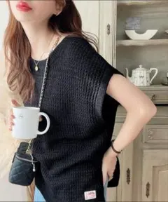 java 半袖ニットトップス クリーム・ブラック