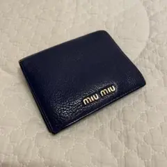 【美品】miu miu 二つ折り財布 ネイビー×ブルーのサムネイル