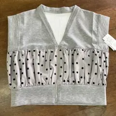 新品　 chou chou(シュシュ)　異素材切り替え　ドット柄ベスト　グレーのサムネイル