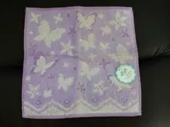 新品タグ付　タオルハンカチ　蝶　パープル　紫