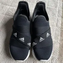アディダス　スリッポン　ブラック　スニーカー24.5