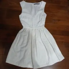 ZARA TRAFALUC ノースリーブ ミニワンピース ホワイト