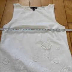 BANANA REPUBLIC 刺繍タンクトップ XXS ホワイトのサムネイル