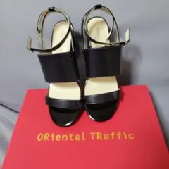 オリエンタルトラフィックヒールサンダルLLです。
