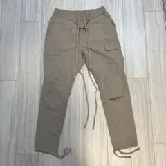 essentials ジョガーパンツ