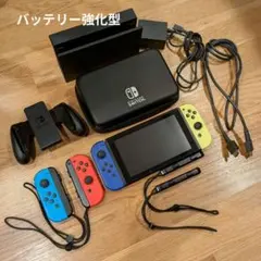 Nintendo Switch 本体 (ジョイコンは全部で4こ＋付属品＋ケース)