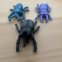 クワガタ＆カブト昆虫フィギュアセット（黒・青・紫）