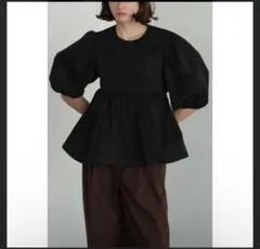 クラネ　PUFF SLEEVE GATHER BLOUSE 2026年最新】Puff sleeve gather blouse claneの人気アイテム - メルカリ