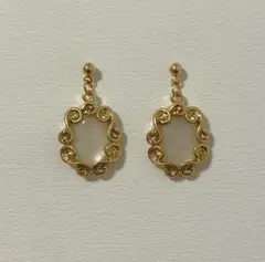 Item thumbnail for item 750efd22-6fe1-4745-a2b9-f98a77e2801a