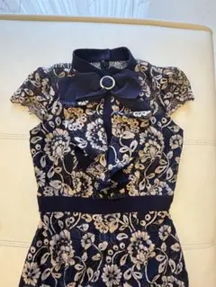 andy 花柄刺繍フリル付きネイビードレス