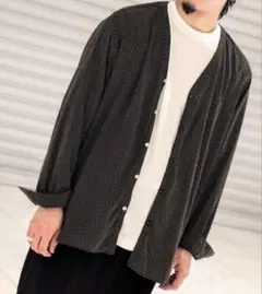 エディフィス　ブイネック　シャツ　ブラック　ドット柄