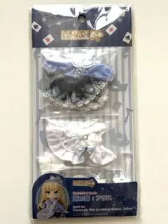 ねんどろいどどーる　おようふくセット　鏡の国　アリス